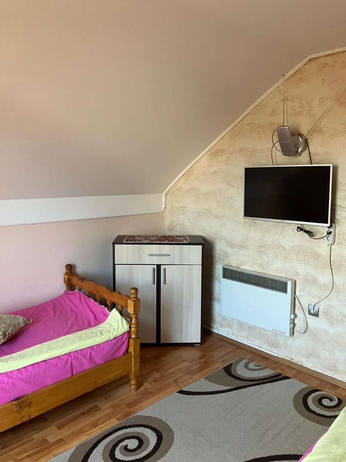 Apartmani Rada ซลาตีบอร์ ภายนอก รูปภาพ
